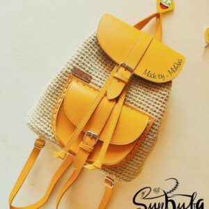 شنطة ضهر كروشية وجلد